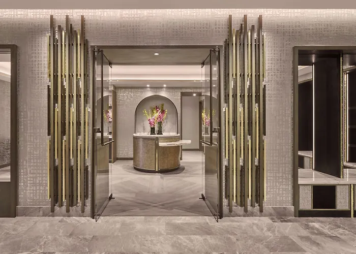 The St. Regis Chicago